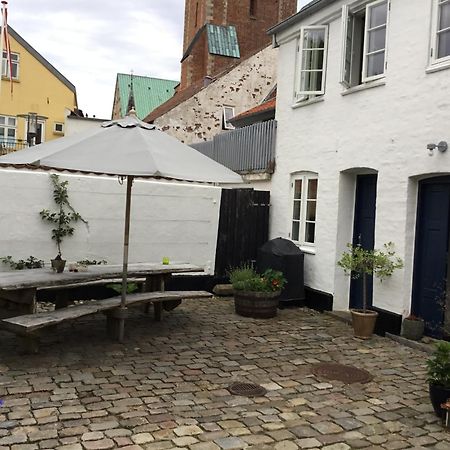 Rebslagerhuset Apartment Ribe Bagian luar foto